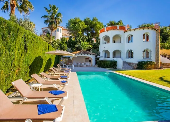 Villa Villa Scott By Interhome